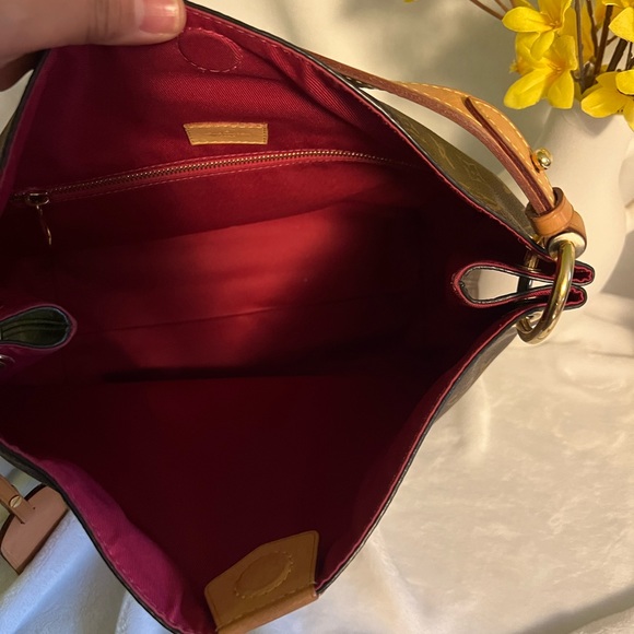 Loui Vuitton Graceful PM - Picture 5 of 13